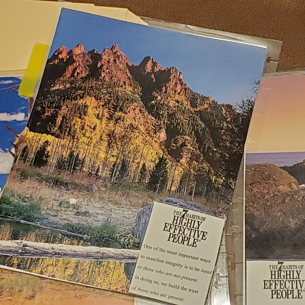 Homemade cover & five dashboards/dividers for a classic size disc bound planner